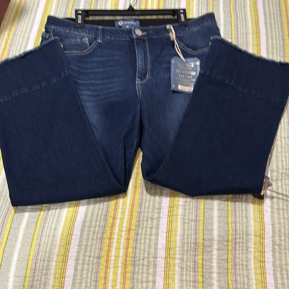 Democracy Kick Flare Jeans Size 16 - Picture 7 of 8